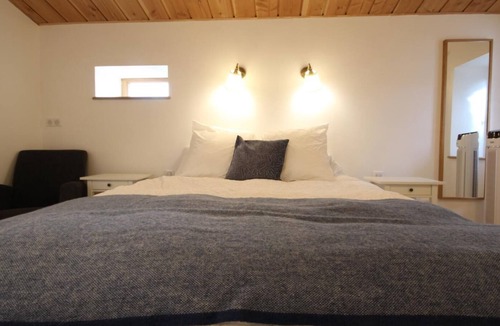 Chatenay House | The Source - CHATENAY