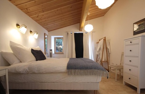 Chatenay House | The Source - CHATENAY