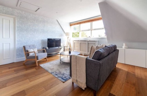 Frognal and Fitzjohns Apartment | The South Hampstead Collection