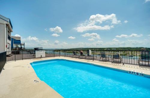Briarcliff House | The South Shore of Lake Travis: Spicewood Condo