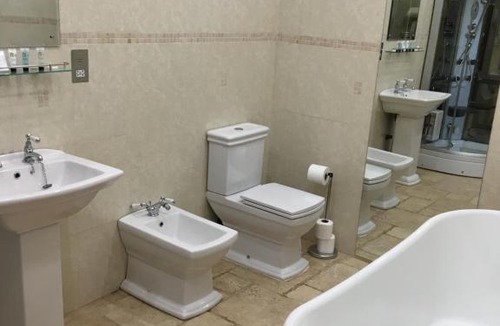 Leadenham House | The South Wing