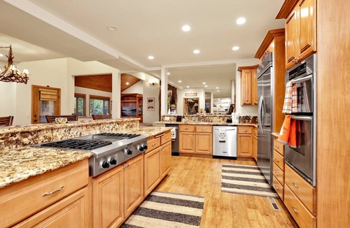 Summit Estates Cabin | THE SPA AT Winterset #2282