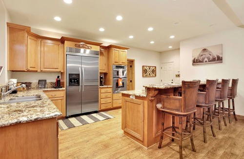 Summit Estates Cabin | THE SPA AT Winterset #2282