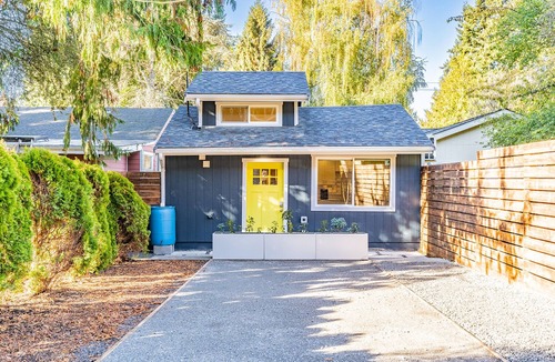 Greenwood House | The Spa Experience at Cute as a Button!