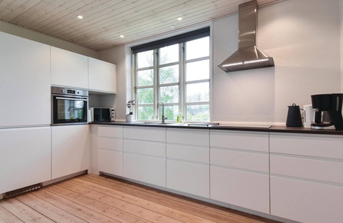 Bago House | The spacious cottage on Baagø is very well equipped.