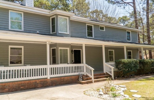 Harbison House | The Spacious Harbison Modern Castle
