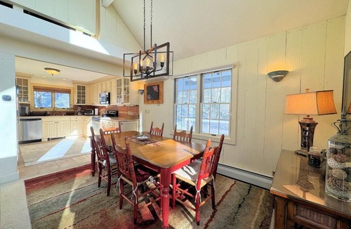 Bromley Mountain House | The spacious Ledges at Bromley!