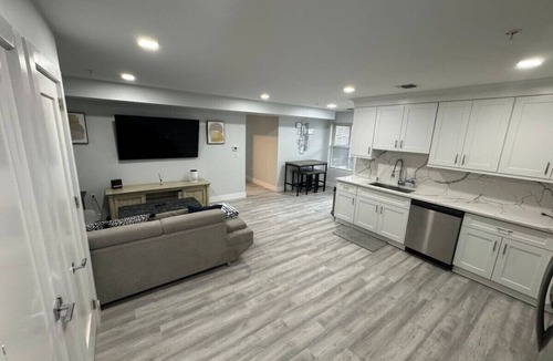 Paterson Apartment | The Spacious Suite: 2BR with Balcony