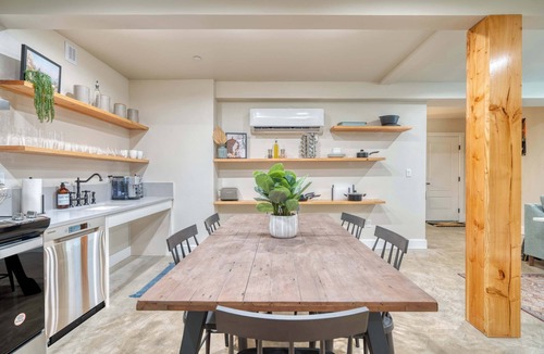 Mississippi District Apartment | The Spanish Flat | 3BR/2BA | Mississippi Ave