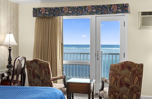 Ogunquit Hotel | The Sparhawk Oceanfront Resort