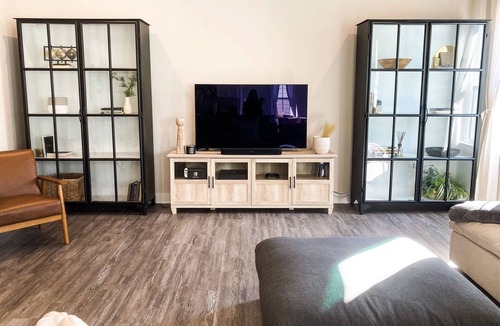 Chesapeake House | The Sparks Home! Relaxing Space + Lux Kitchen