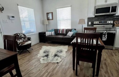 Needville House | The Special Jnn