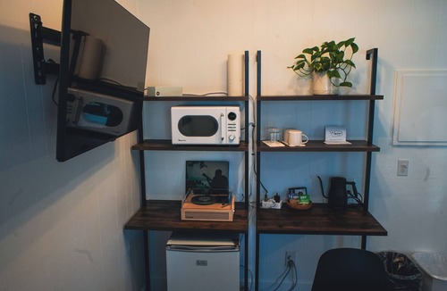 Manzanita Hotel | The Spinn