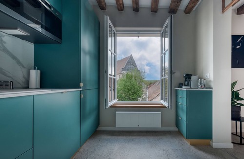 Chartres Apartment | The splendid Collégiale Saint André