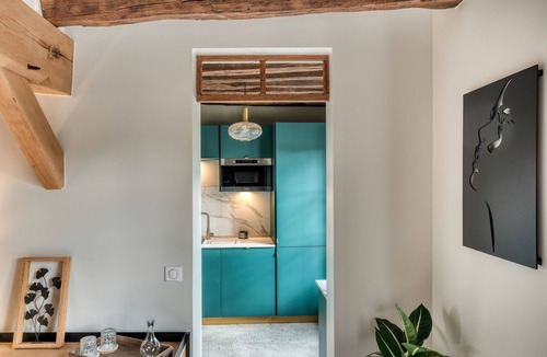 Chartres Apartment | The splendid Collégiale Saint André