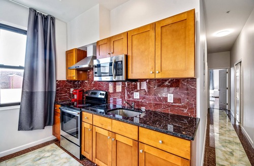 Chinatown Apartment | The spot just steps away from Reading Terminal 2BD apartment