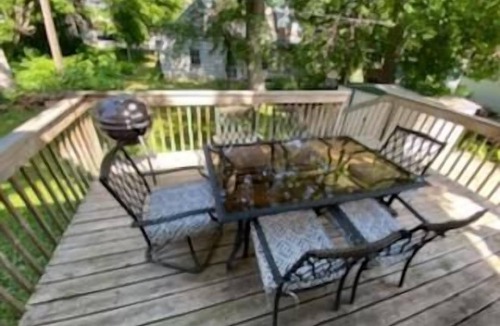 Detroit Lakes House | The Spot on Summit