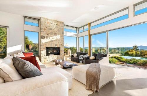 Wilsons Creek House | The Springs - architect-designed home with pool