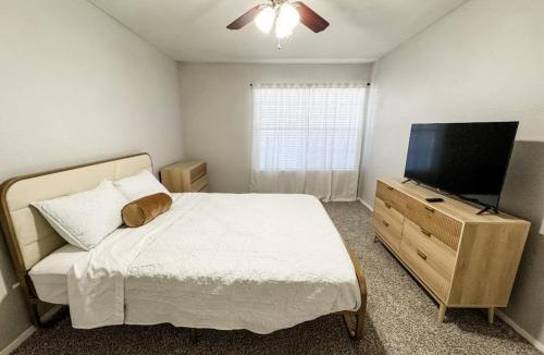 San Marcos Apartment | The Springs Modern and Stylish 2BR Near TX State