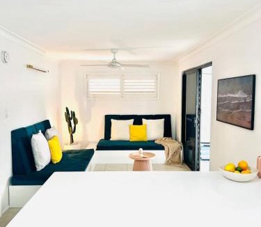 Urangan House | The Springs Villa 2