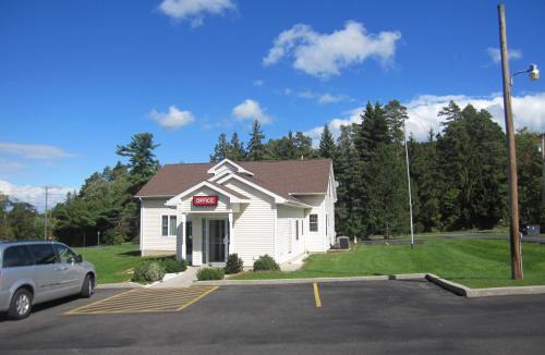 Etna Hotel | The Springwater Inn