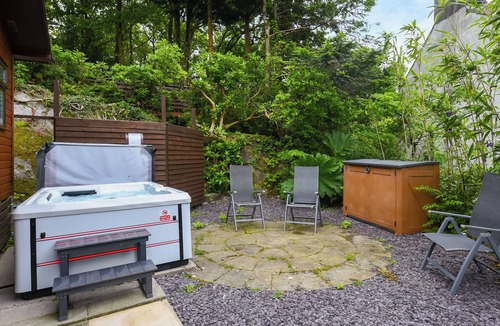 Machynlleth Cottage | The Squirrels Drey C32 - UK45927