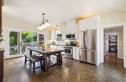 St. Helena House | The St. Helena House