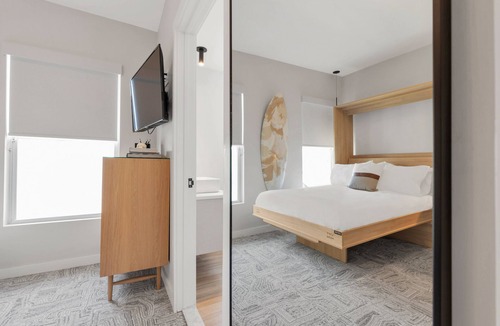 Asbury Park Hotel | The St. Laurent: DBL DBL - Sleeps 4