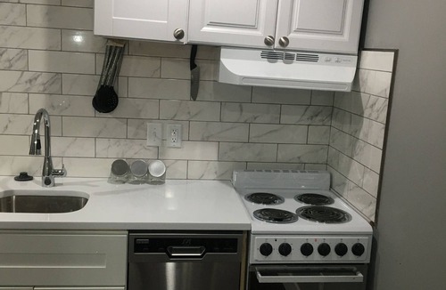 Glencoe House | THE ST LOUIS 1 Bedroom 1 Bathroom Apartment