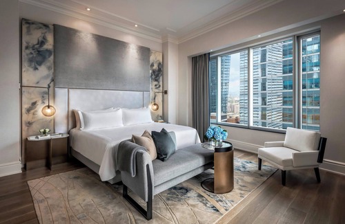 Financial District Hotel | The St. Regis Toronto