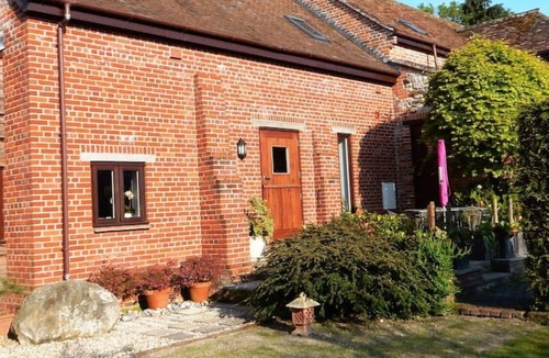 Holworth House | The Stable Barn - Luxury Spacious Open Plan Split Level Cottage for Two