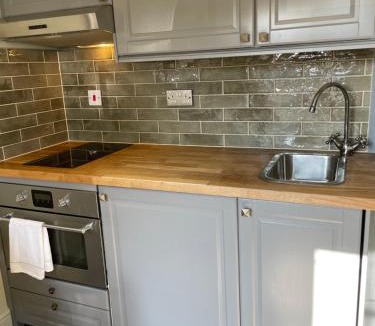 Barrow upon Trent Apartment | The Stable Loft. NEC, Airport