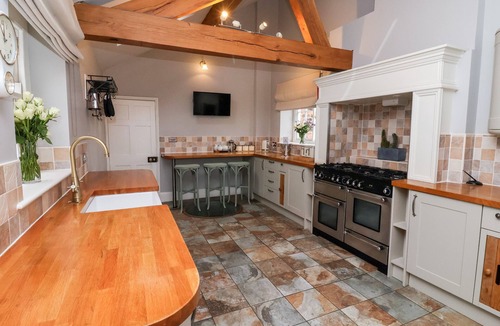 Ryther Cottage | The Stables and West Wing