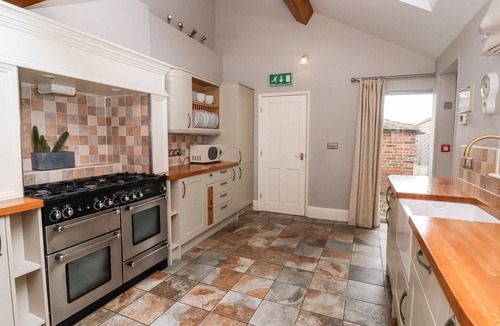 Ryther Cottage | The Stables and West Wing