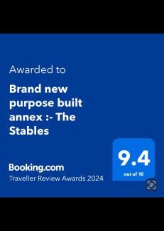 Rastrick House | The Stables at Lower Carr Barn