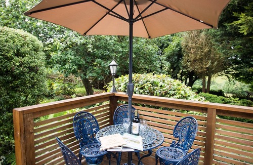 Kingswear Cottage | The Stables - Fully accessible dog friendly with a hot tub