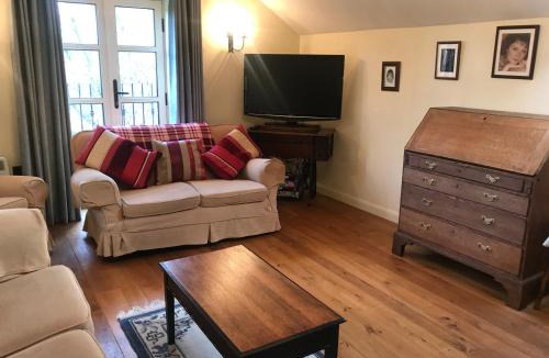 Ashover House | The Stables