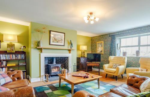 Cheddar House | The Stables