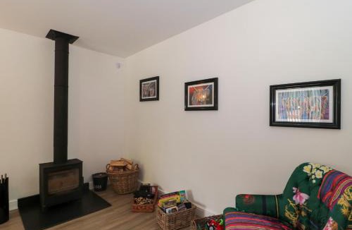 Highbridge House | The Stables