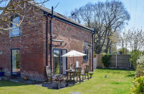 Knutsford House | The Stables