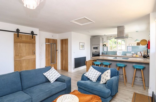 Brighstone Cottage | The Stables