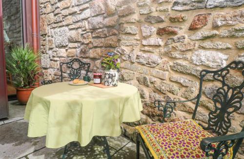 St Just House | The Stables