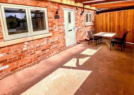 Selby House | The Stables