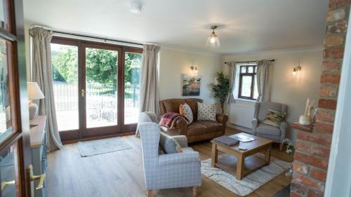 Lincoln House | The Stables