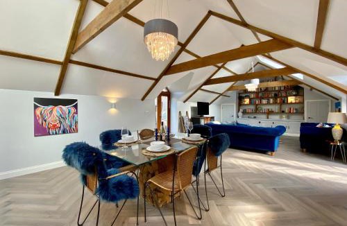 Coalpit Heath House | The Stables