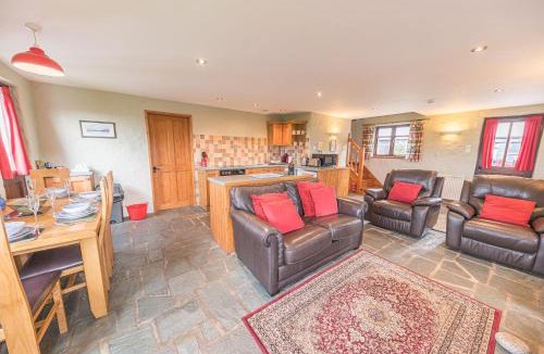 Troutbeck Bridge House | The Stables, Knotts Farm Windermere