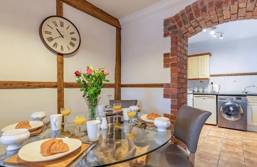 Winterley Cottage | The Stables - UK30946