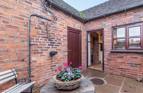 Winterley Cottage | The Stables - UK30946