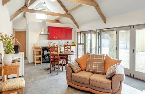 Tetbury Cottage | The Stables - UK44477