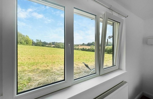 Chipstead Cottage | The Stables - UK47819